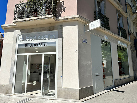 Vitrine centre Grenoble