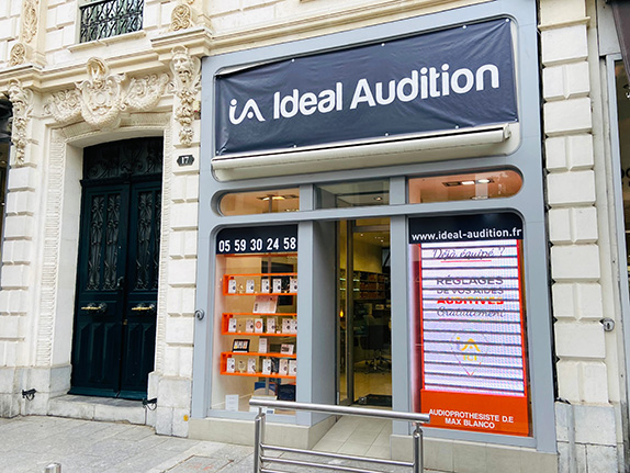 Vitrine centre Pau